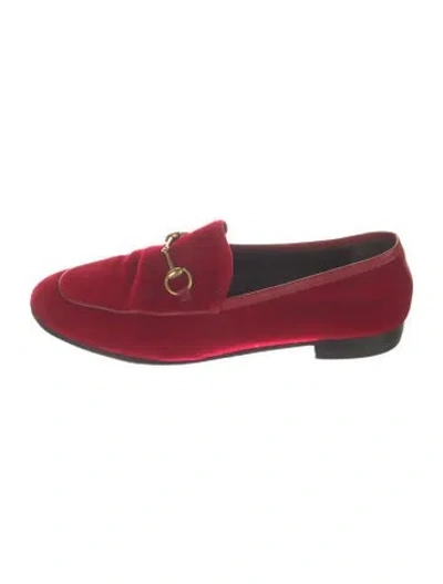 Pre-owned Gucci Horsebit Accent Velvet Loafers In Red