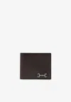 Gucci Men Brown Bi-fold Wallet With Horsebit On The Front And Embossed Logo On The Inside In Leather In Brown