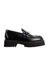 Gucci Interlocking G Chain Leather Loafers In Black