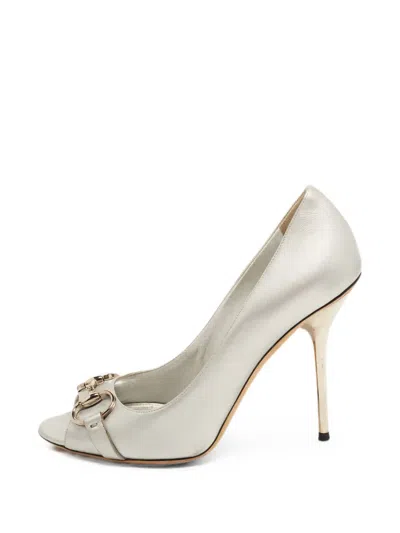 Pre-owned Gucci Horsebit Peep-toe Pumps In Silver