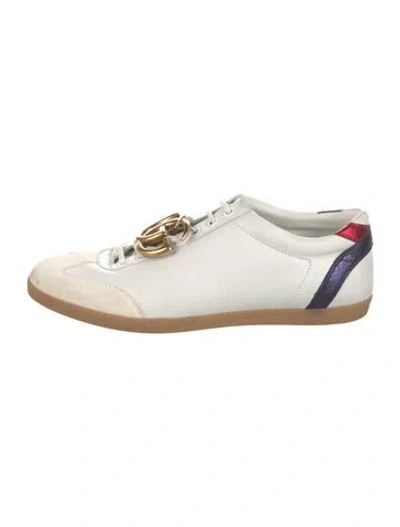 Pre-owned Gucci Interlocking Cc Logo Leather Sneakers In White