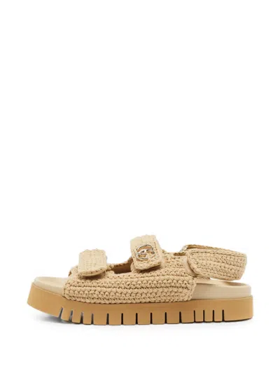 Pre-owned Gucci Interlocking G Crochet Sandals In Neutrals