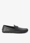 Gucci Pebbled Leather Driver Moccasins With Visible Stitching In Gray