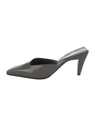 Pre-owned Gucci Interlocking G Logo Patent Leather Mules In Gray