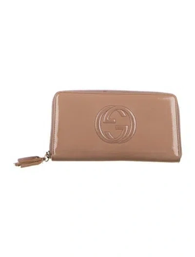 Pre-owned Gucci Interlocking G Logo Patent Leather Wallet In Neutral