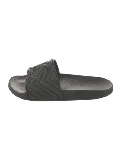 Pre-owned Gucci Interlocking G Logo Rubber Slides In Black