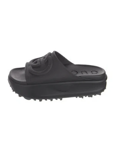 Pre-owned Gucci Interlocking G Logo Rubber Slides In Black