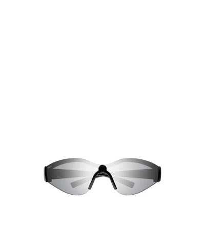 Gucci Interlocking G Shield-frame Sunglasses In Gray
