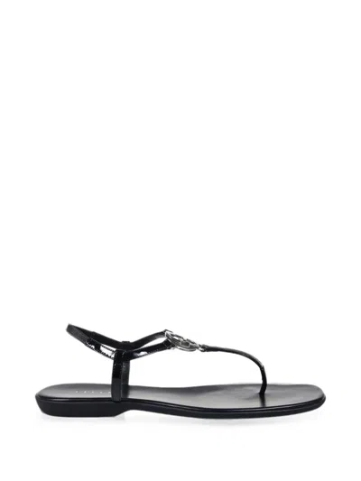 Gucci Gg Ease Patent Leather Thong Sandals In Black