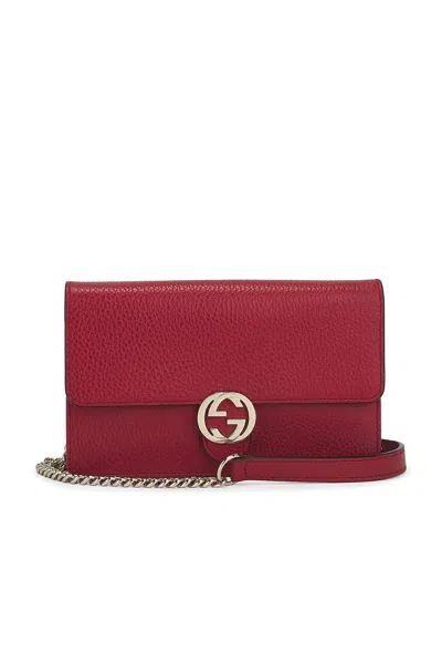 Pre-owned Gucci Interlocking G Wallet On Chain In Red
