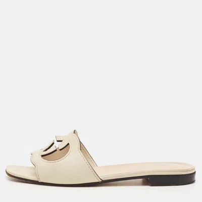Pre-owned Gucci Interlocking Gg Cut Out Size 37 Cream Leather Flat Slide In White