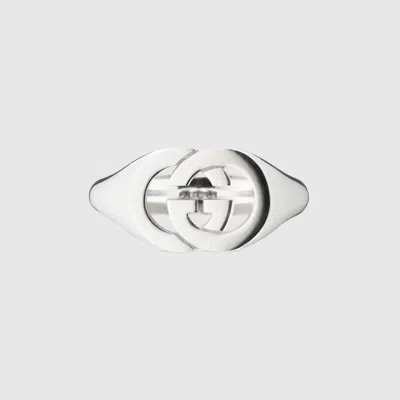 Gucci Interlocking Signet Ring In Metallic