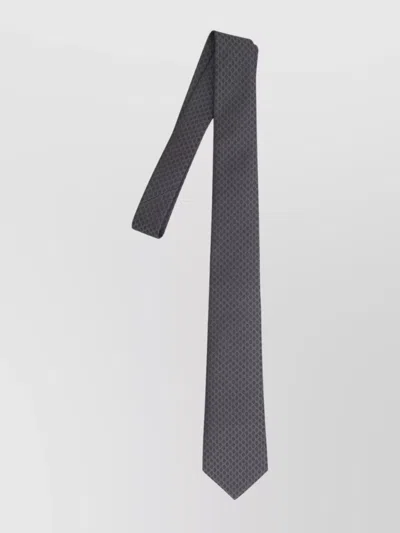 Gucci Jacquard Pattern Tie Featuring Bee Detail