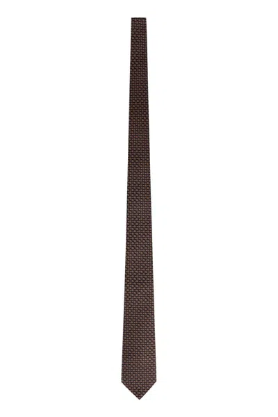 Gucci Jacquard Silk Tie In Brown