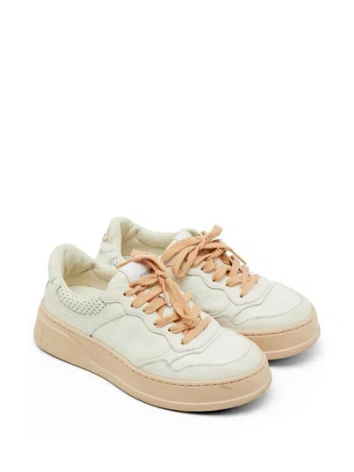 Pre-owned Gucci Jumbo Gg Embossed Sneakers In Neutral
