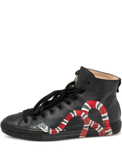Pre-owned Gucci Kingsnake-print Sneakers In Black