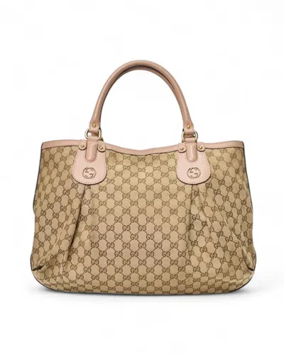 Gucci Large Gg Supreme Shopper In Powder In Neutral