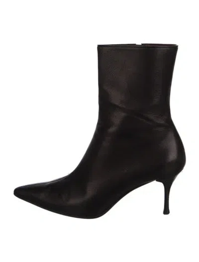 Pre-owned Gucci Leather Boots In Black