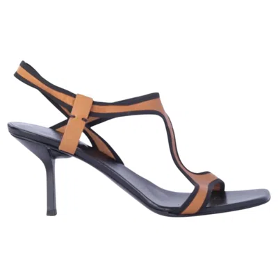 Pre-owned Gucci Leather Colorblock Pattern T-strap Sandals- '10s In Gray