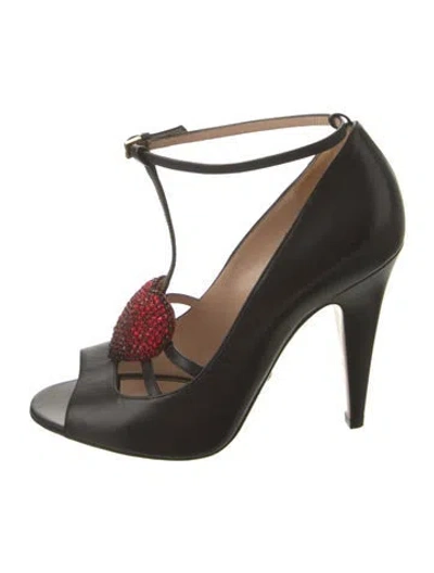 Pre-owned Gucci Leather Crystal Embellishments T-strap Pumps In Black