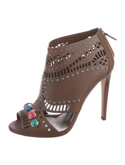 Pre-owned Gucci Leather Cutout Accent T-strap Pumps In Brown