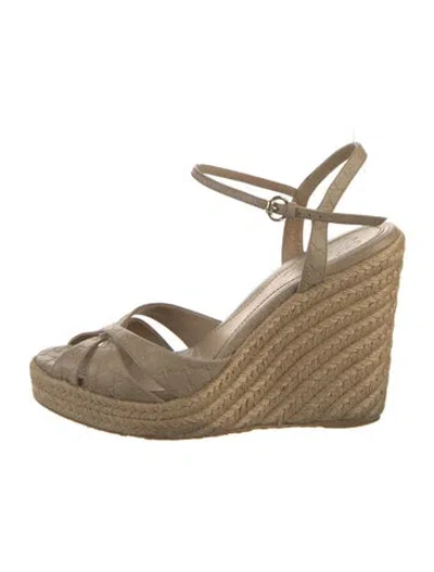Pre-owned Gucci Leather Espadrilles In Neutral