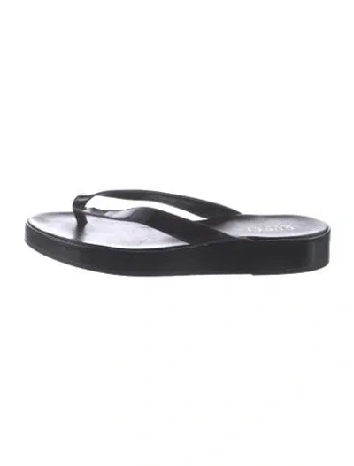 Pre-owned Gucci Leather Flip Flops In Black
