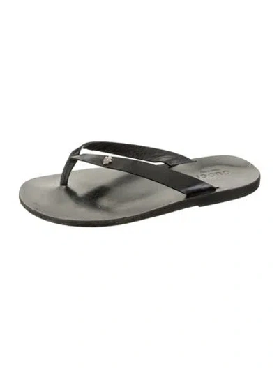 Pre-owned Gucci Leather Flip Flops In Black