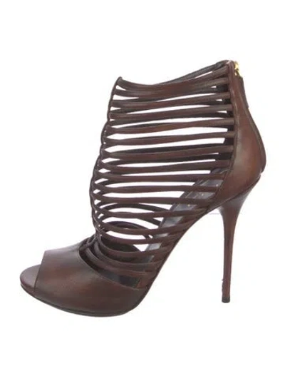 Pre-owned Gucci Leather Gladiator Sandals In Brown