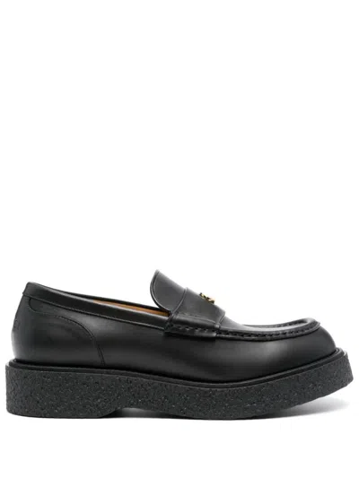 Gucci Leather Loafer Shoes In Black