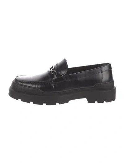 Pre-owned Gucci Leather Loafers In Black