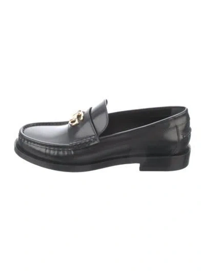 Pre-owned Gucci Leather Loafers In Black