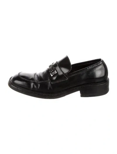 Pre-owned Gucci Leather Loafers In Black