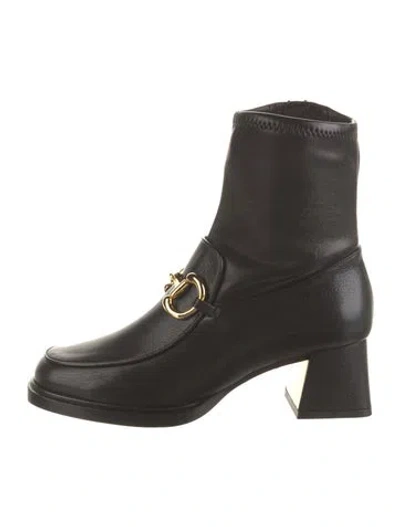 Pre-owned Gucci Leather Mid-heel Ankle Boots In Black