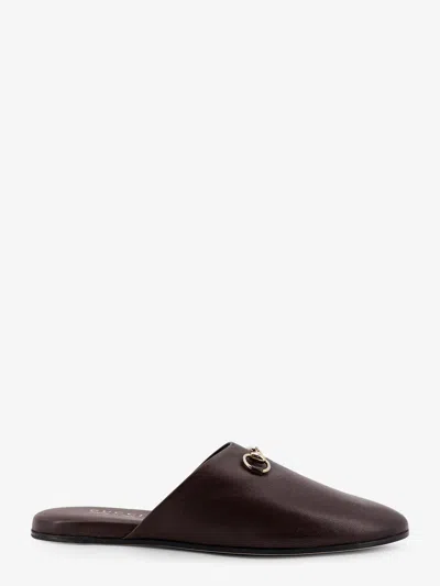 Gucci Leather Mule With Horsebit In Brown