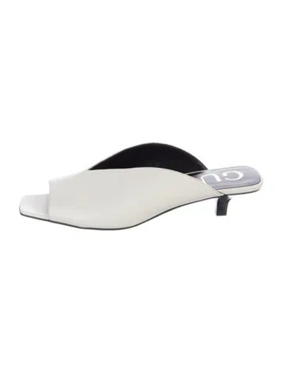 Pre-owned Gucci Leather Mules In White