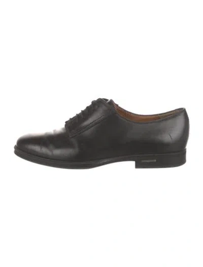 Pre-owned Gucci Leather Oxfords In Black