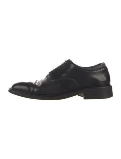 Pre-owned Gucci Leather Oxfords In Black