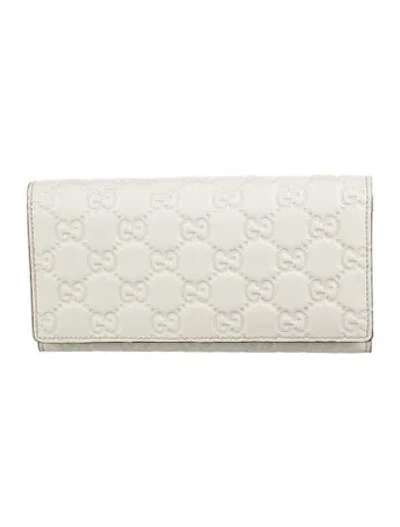 Pre-owned Gucci Leather Printed Bifold Wallet W/ Tags In White