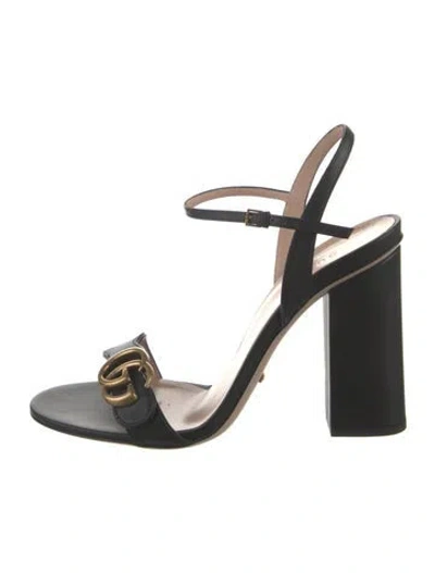 Pre-owned Gucci Leather Scalloped Accent Sandals In Black