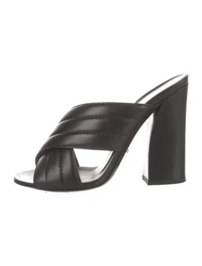 Pre-owned Gucci Leather Slides In Black