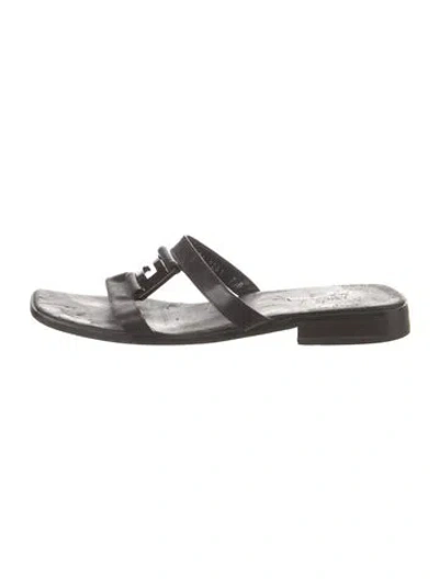 Pre-owned Gucci Leather Slides In Black