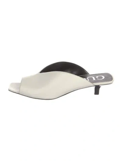 Pre-owned Gucci Leather Slides In White