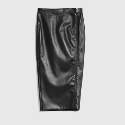Gucci Lightweight Stretch Leather Skirt In Black