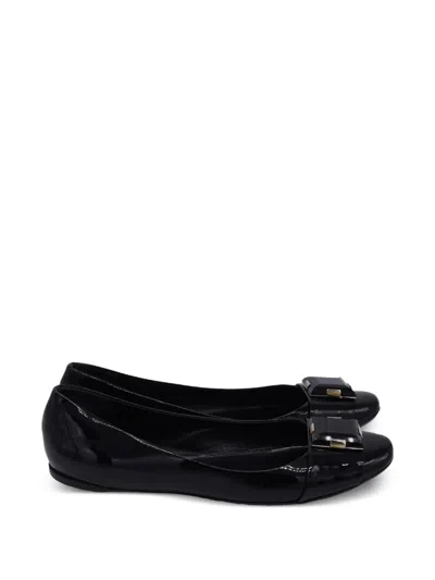 Pre-owned Gucci Logo Ballet Flats In Black
