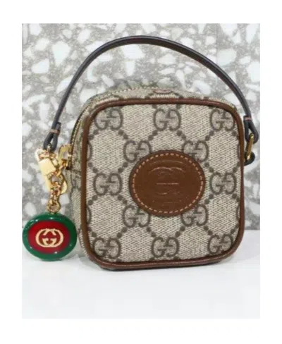 Gucci Logo Change Wallet In Nude