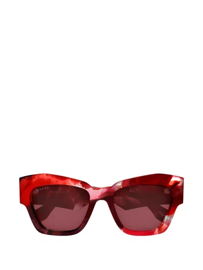 Gucci Logo-detail Sunglasses In Red