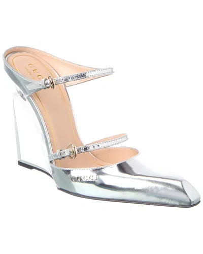 Gucci Logo Leather Pump In Silver