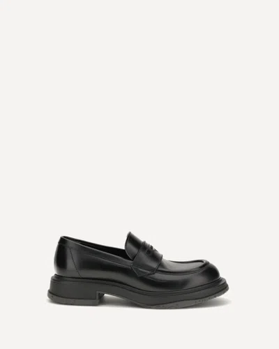Gucci Men Logo Loafers In Black