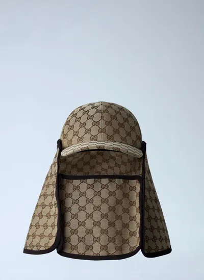 Gucci Logo Motif Baseball Cap In Sand
